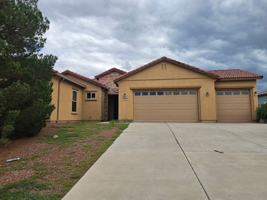 featured image of 2042 Prairie Grass Dr