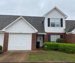 418 Woodlake Ln - Photo 1 of 1