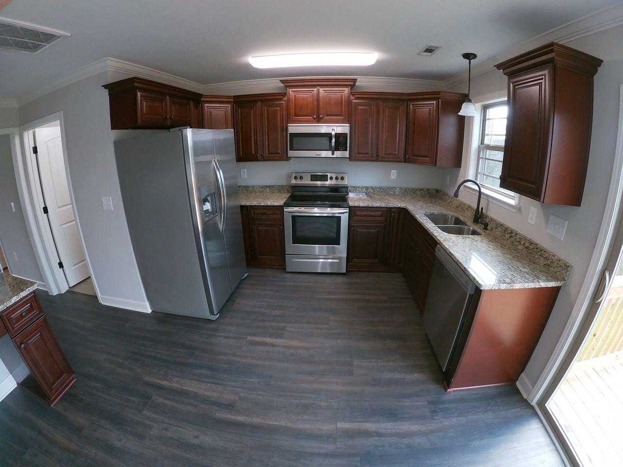 213 Hayes St - Photo 2 of 15