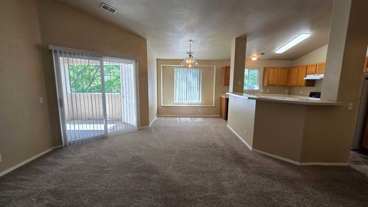 3835 Strawberry Field Grv - Photo 5 of 24