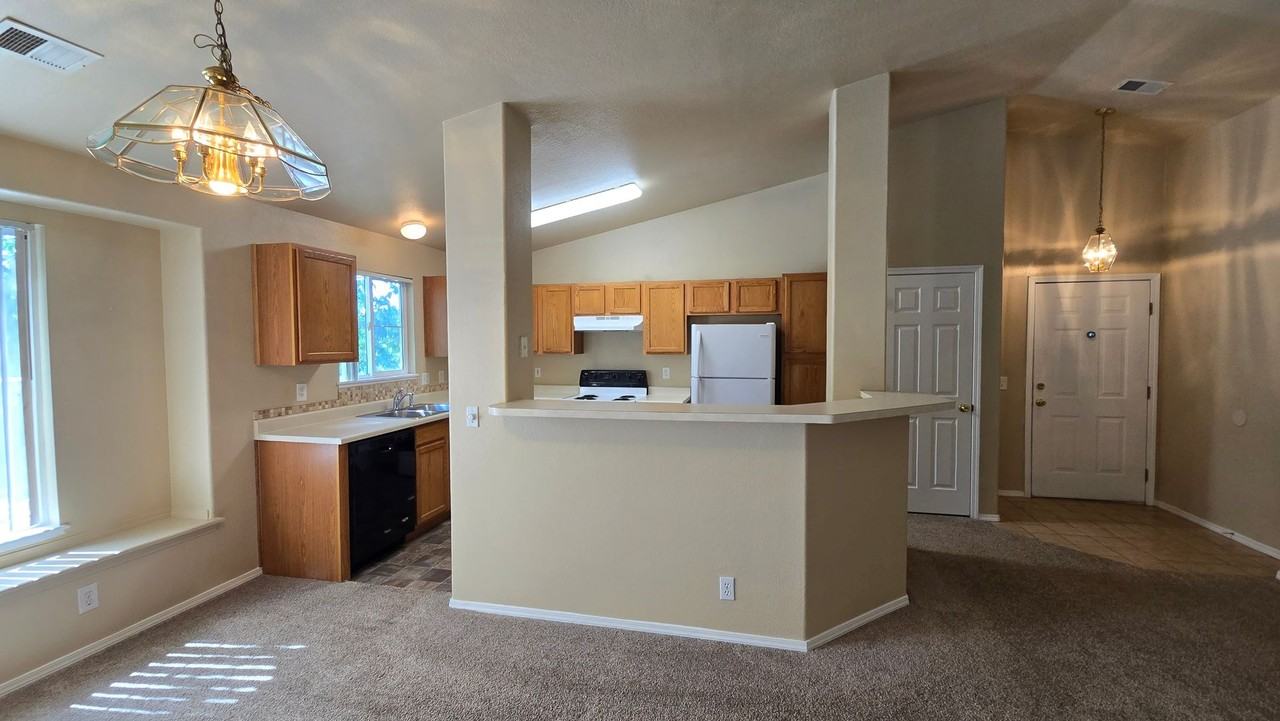 3835 Strawberry Field Grv - Photo 6 of 24