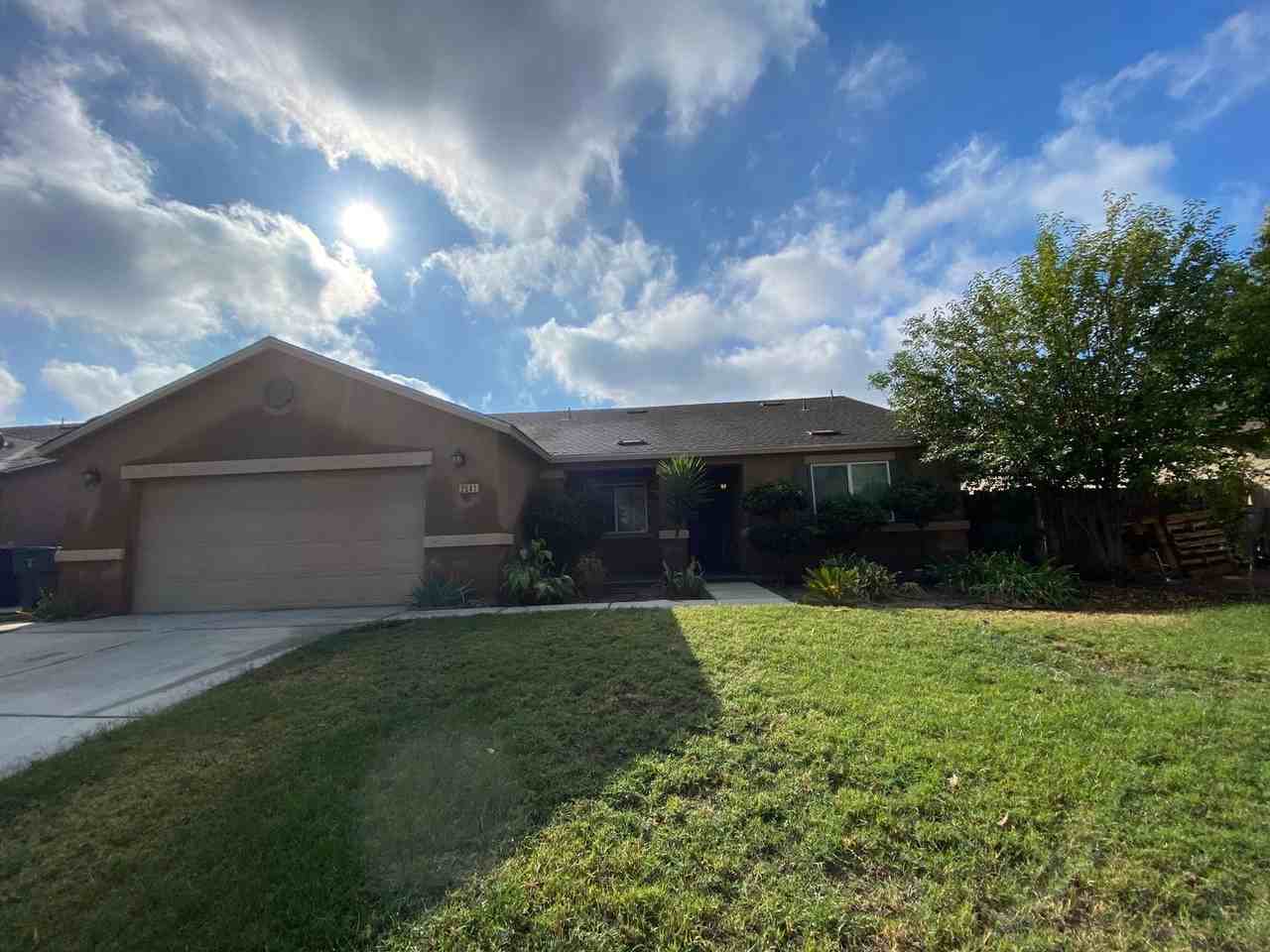 2541 W Porter Ave - Photo 2 of 21