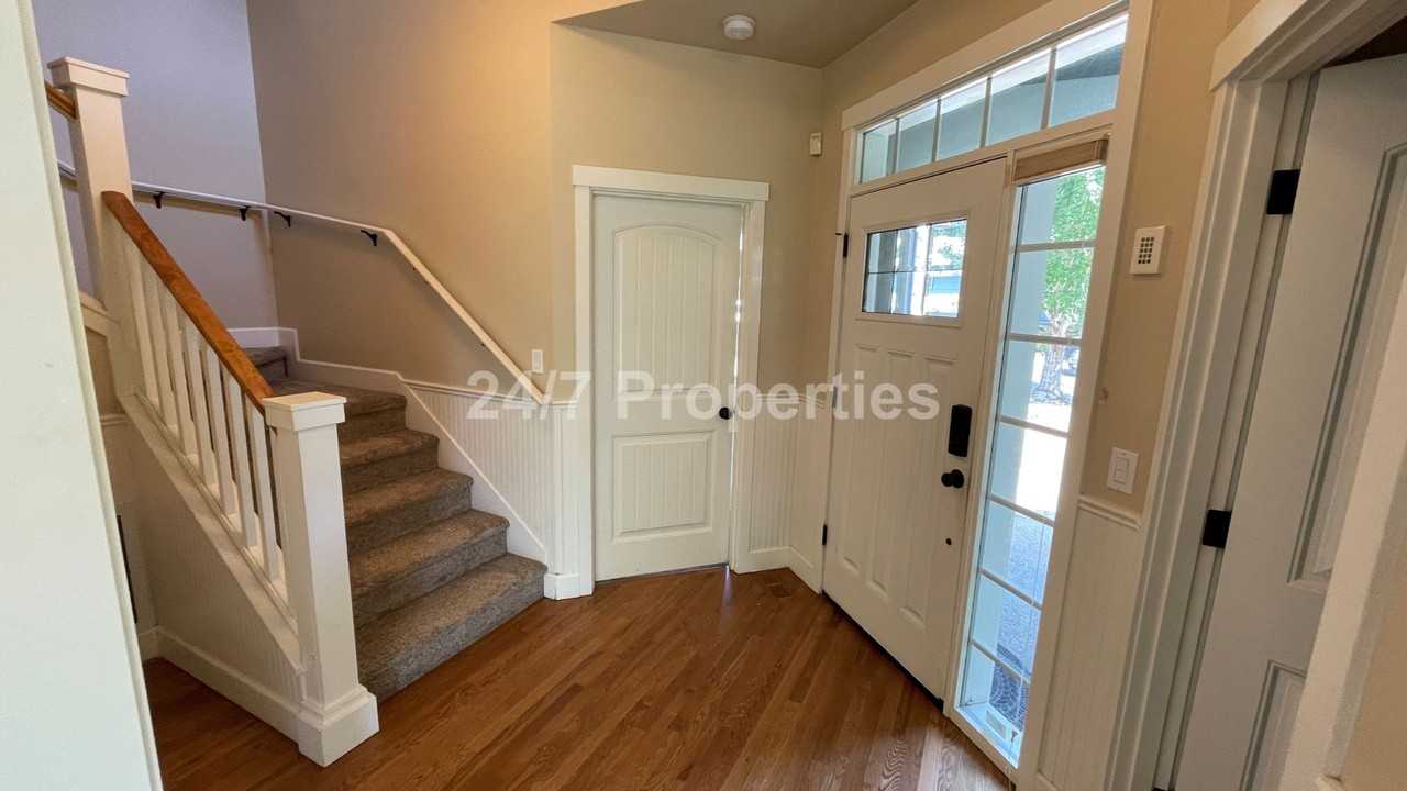 16225 Se Pinot Rd - Photo 3 of 31