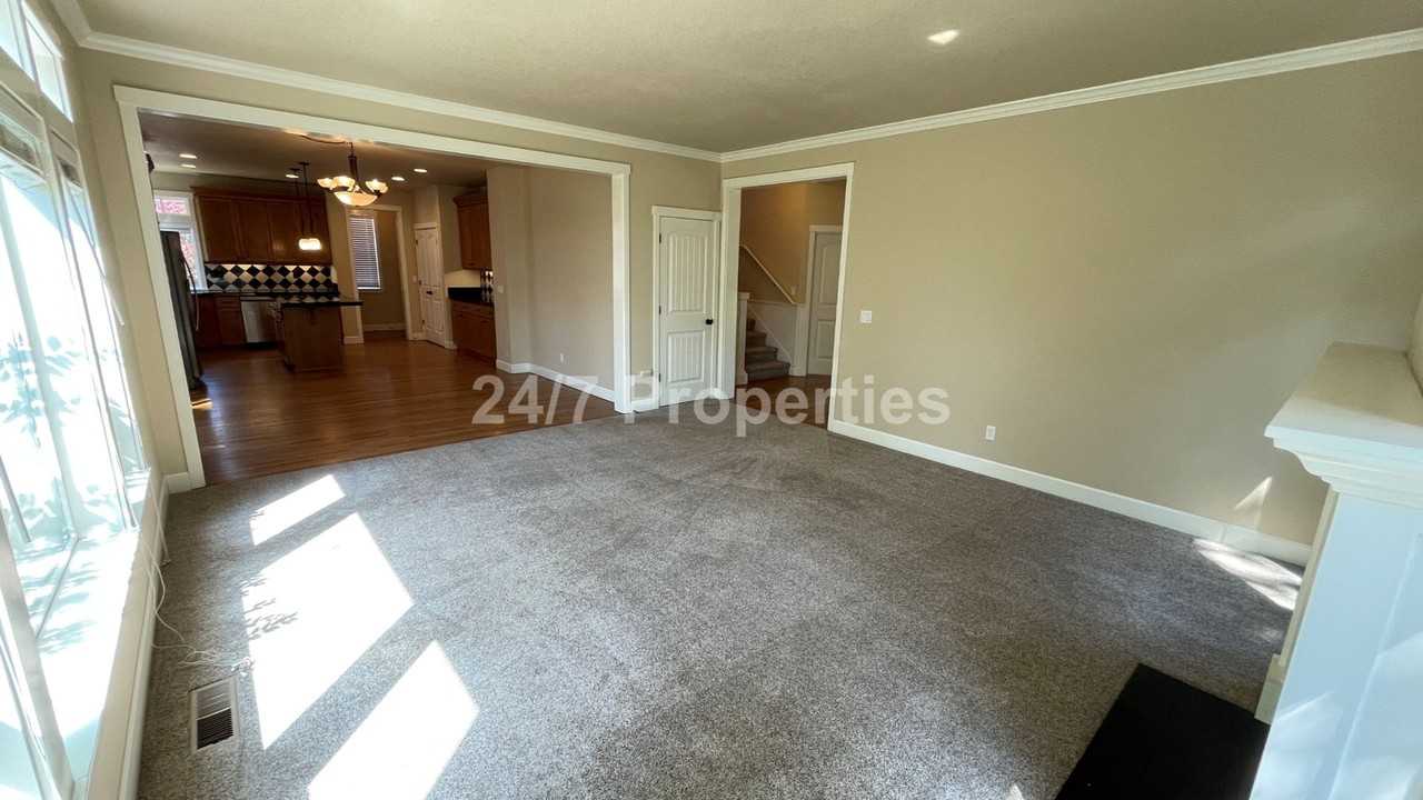 16225 Se Pinot Rd - Photo 7 of 31