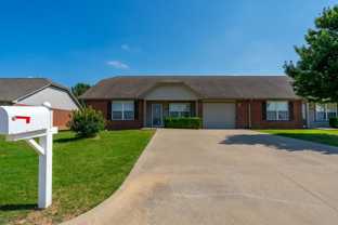 2213 W Wellington St - Photo 1 of 1