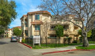 351 - 127/133/139 Rancho Dr - Photo 1 of 1