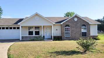 featured image of 1805 Cherrybark Bnd