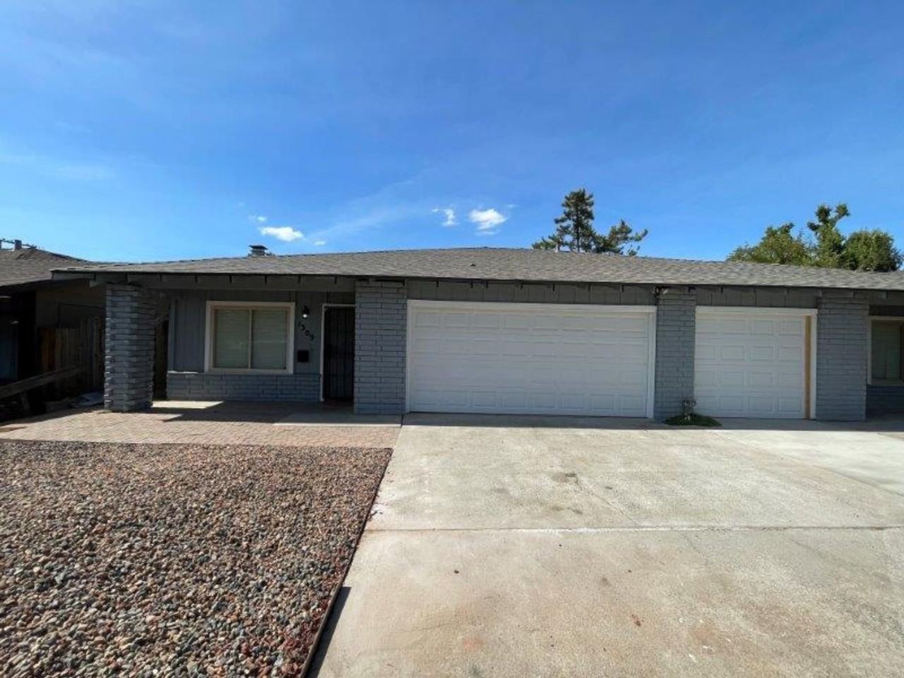 1309 Oak Terrace Court