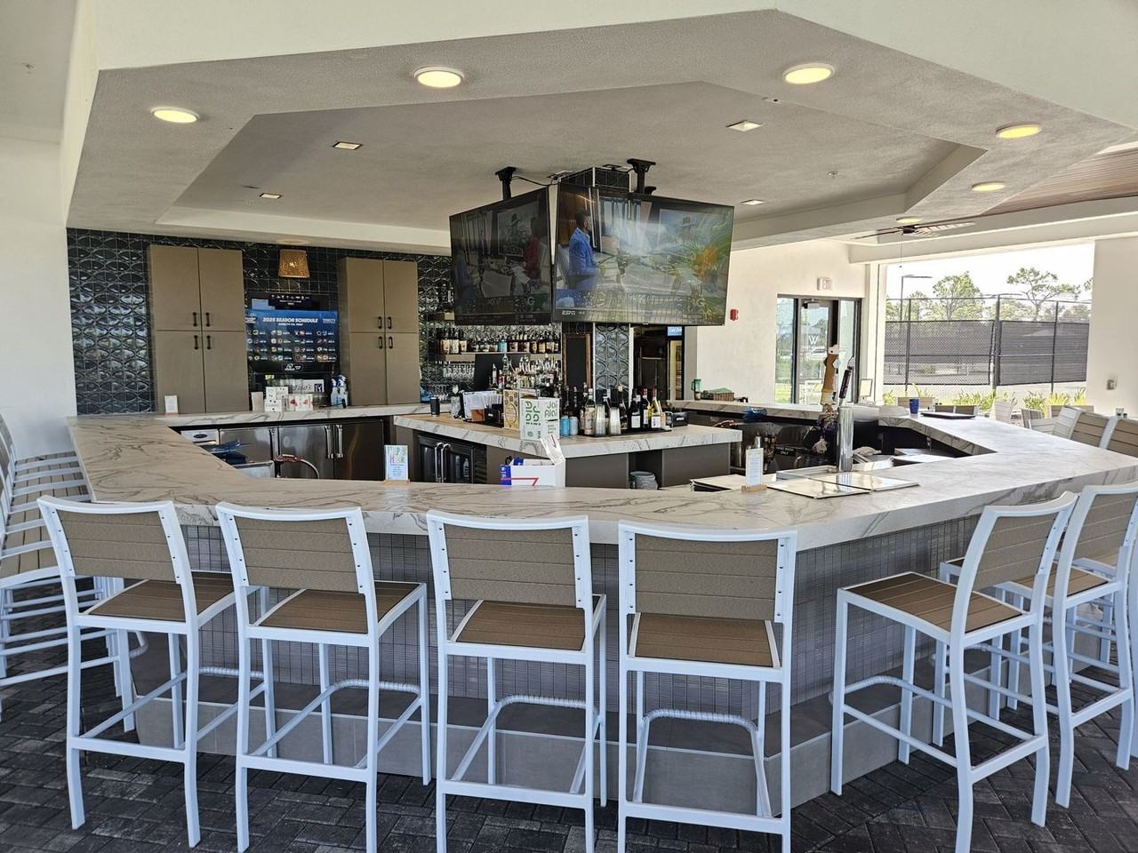 17375 Jadestone Ct - Photo 4 of 50