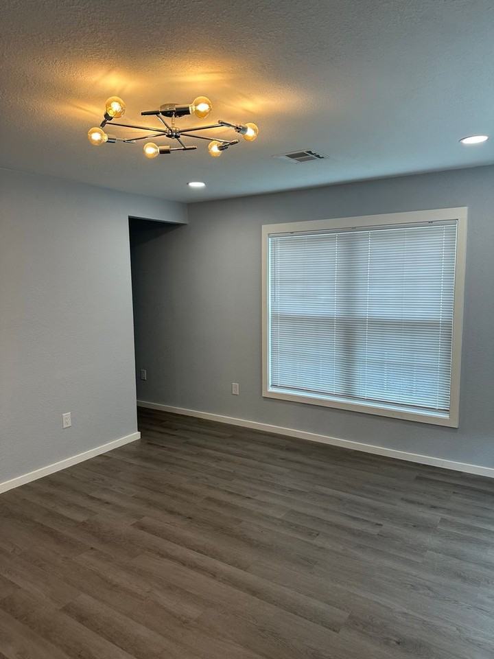2909 Summer Ave - Photo 6 of 7