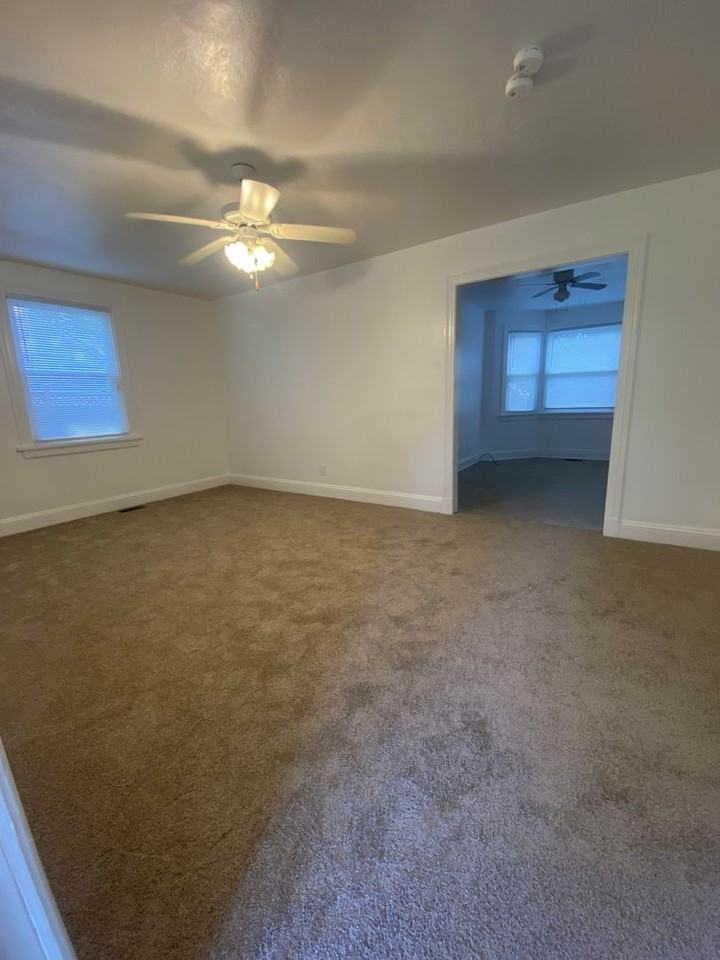 167 Burrage Rd - Photo 2 of 13