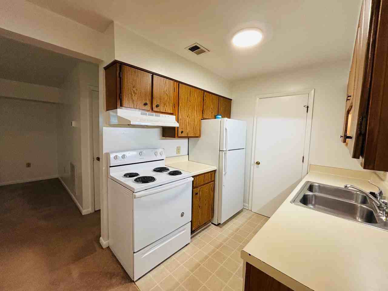 207 Wharton St Se #4 - Photo 6 of 12
