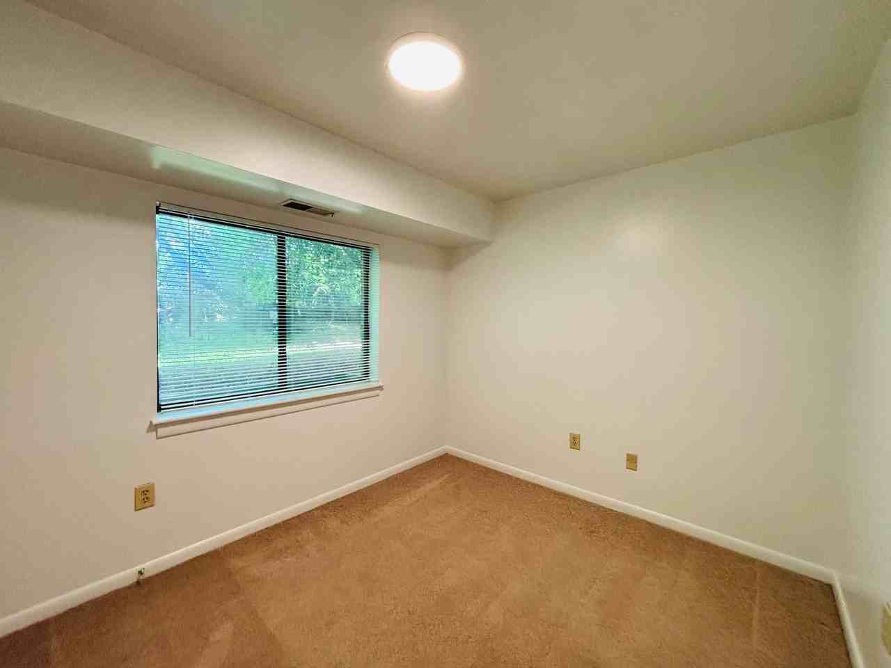 207 Wharton St Se #4 - Photo 7 of 12