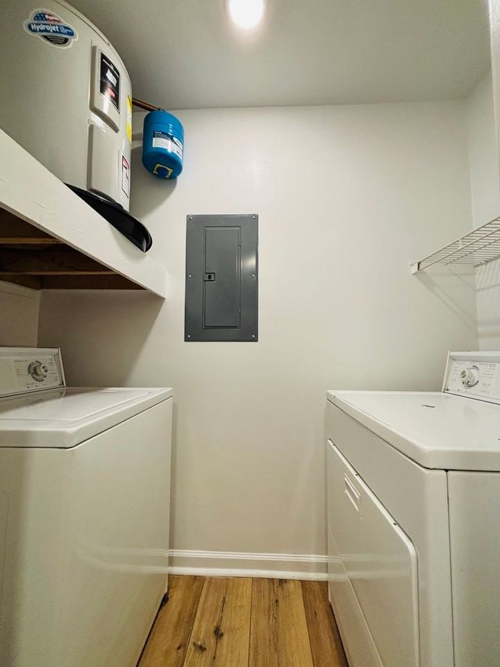 410 Houston St. - Photo 5 of 50