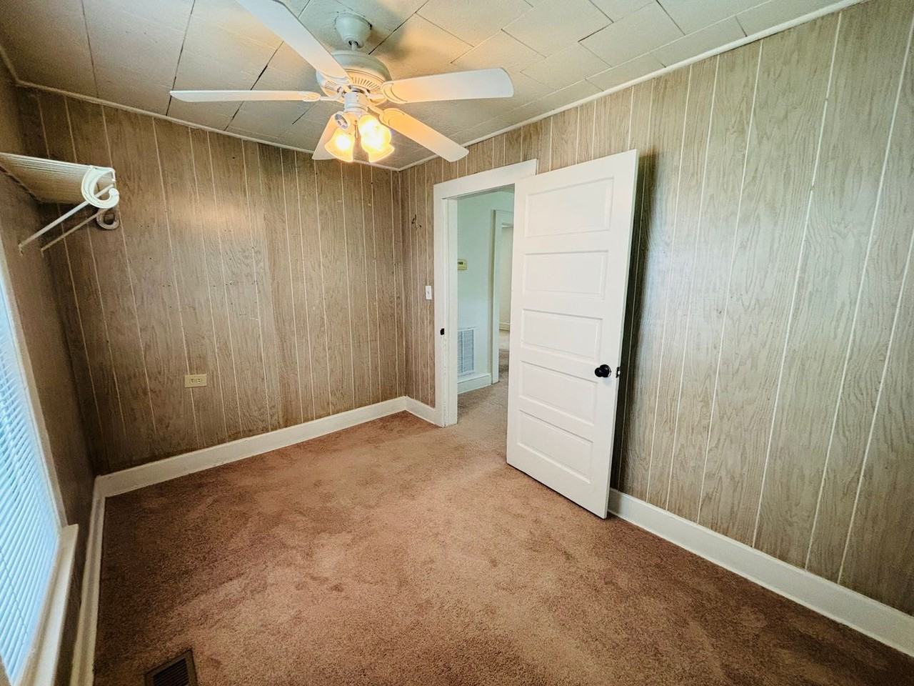 116 Lester St - Photo 6 of 14
