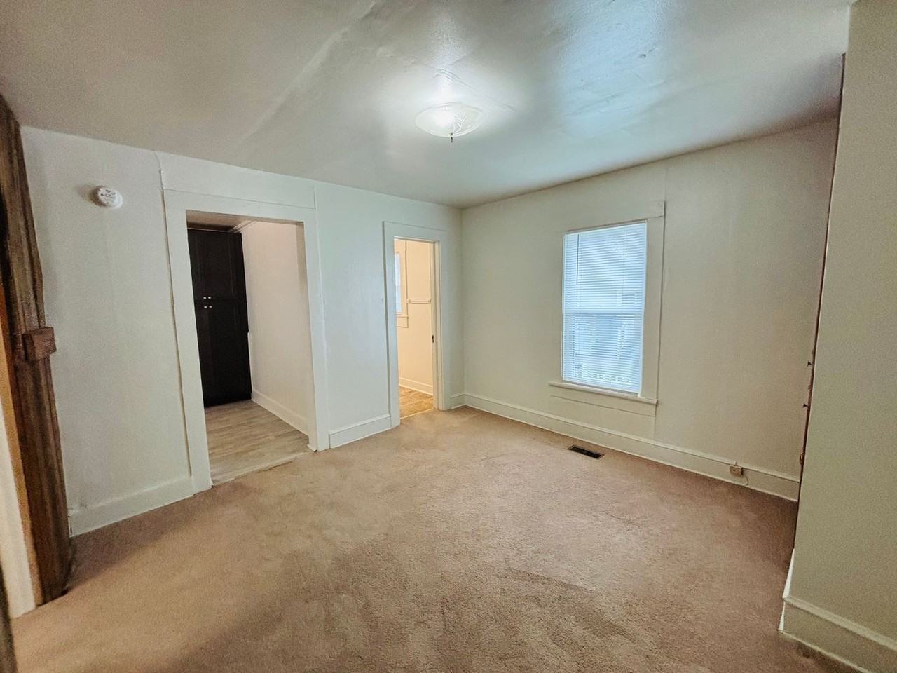 116 Lester St - Photo 7 of 14