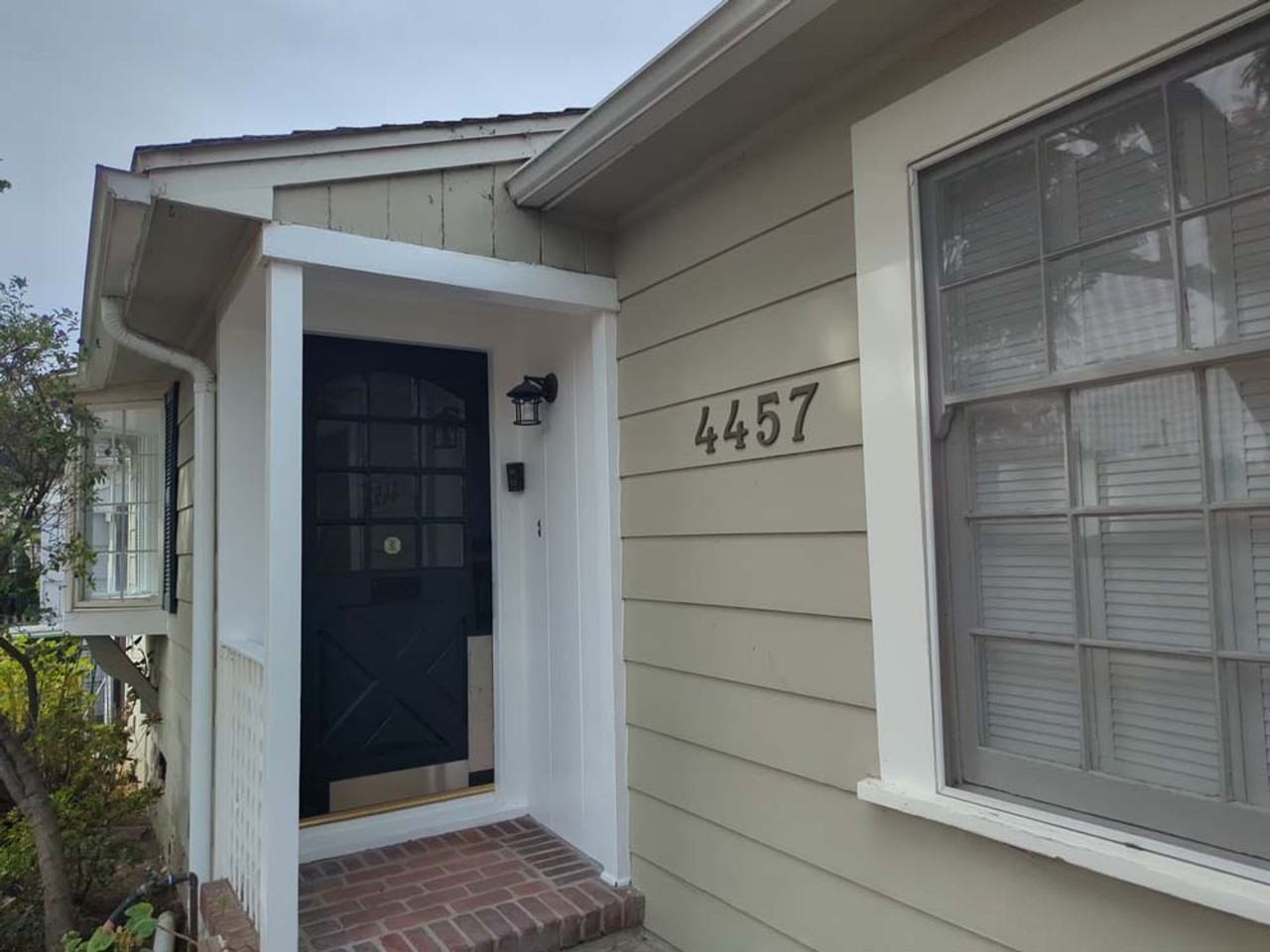 4457 Simpson Ave - Photo 2 of 42