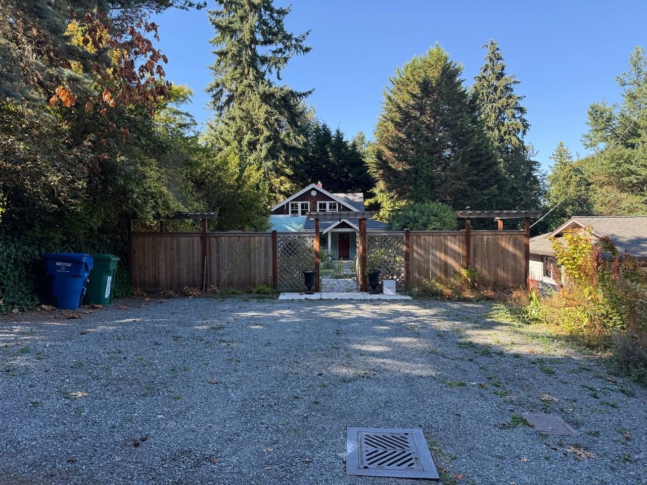 1714 Ne 92nd St - Photo 3 of 41