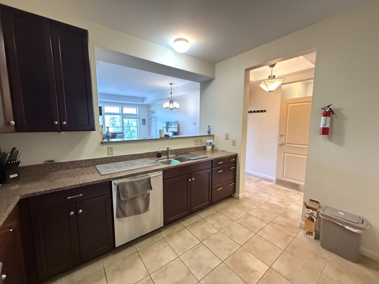 100 Jefferson Avenue - Photo 6 of 32