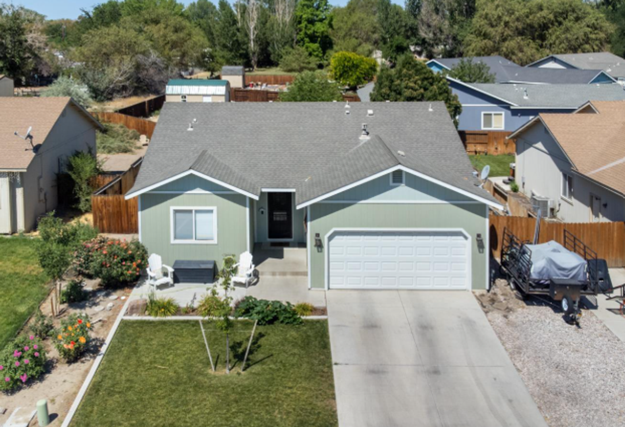 404 Settler Dr - Photo 3 of 24