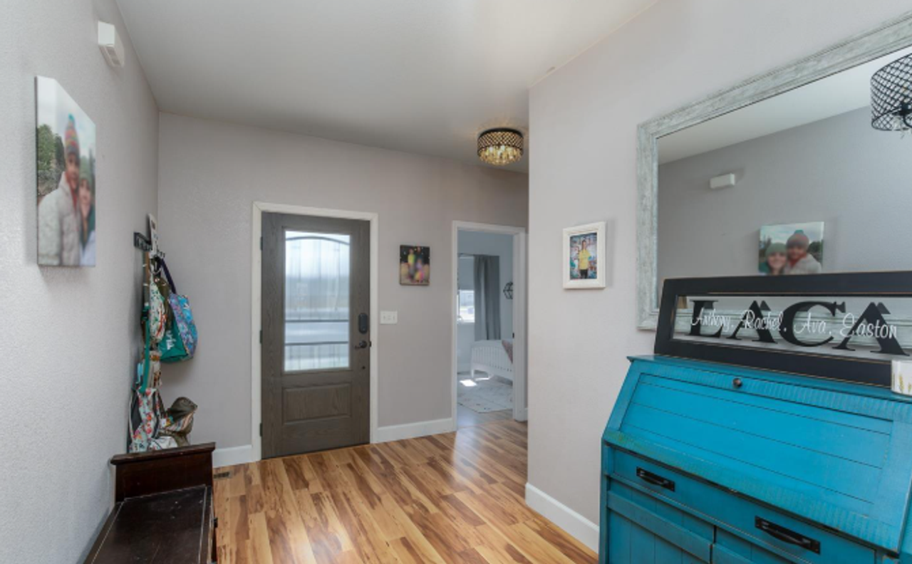 404 Settler Dr - Photo 4 of 24