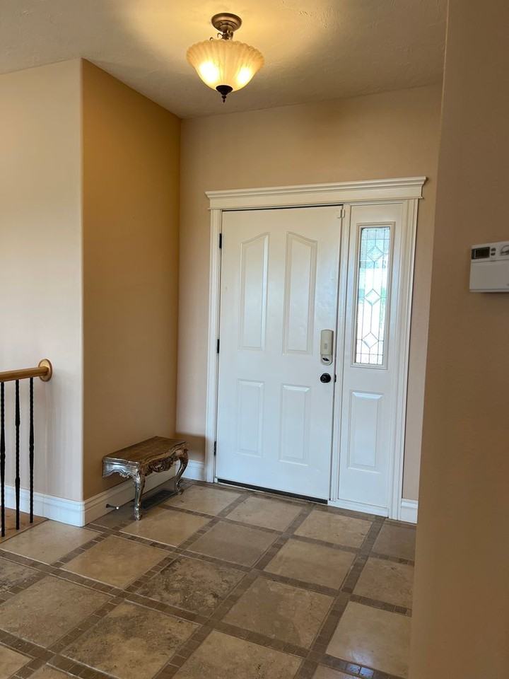 326 Eagle Smt - Photo 3 of 50