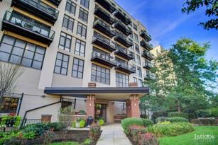 1525 S Sangamon St Unit 806  