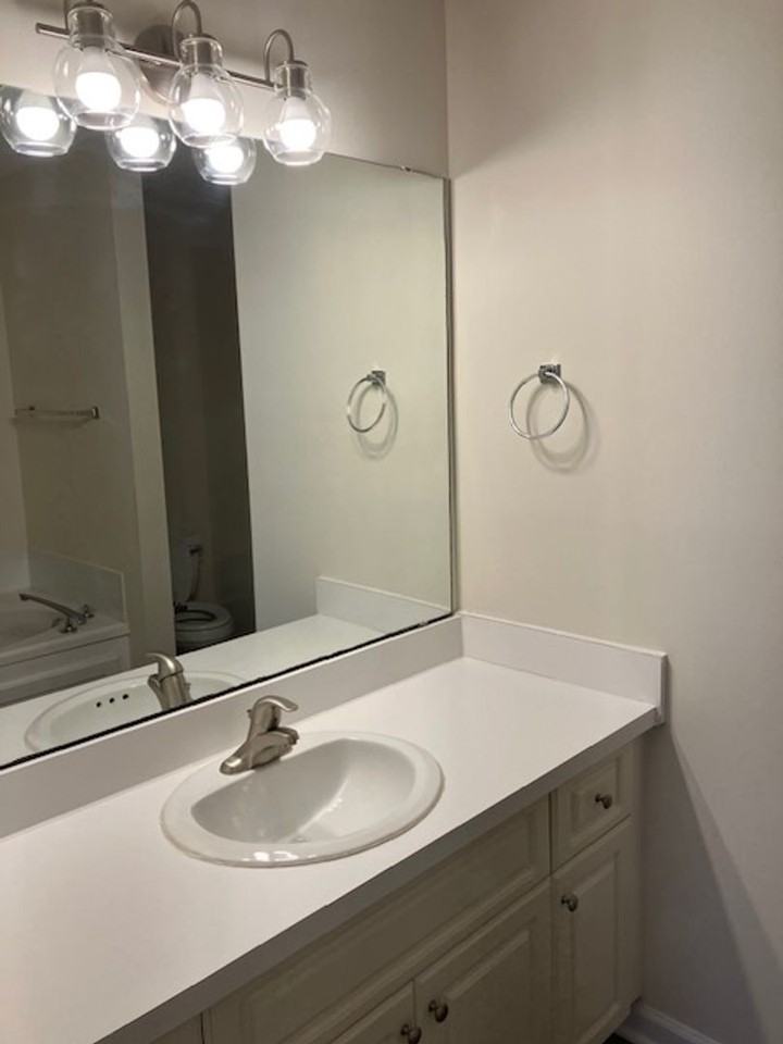 719 Melba Ct #J - Photo 6 of 15