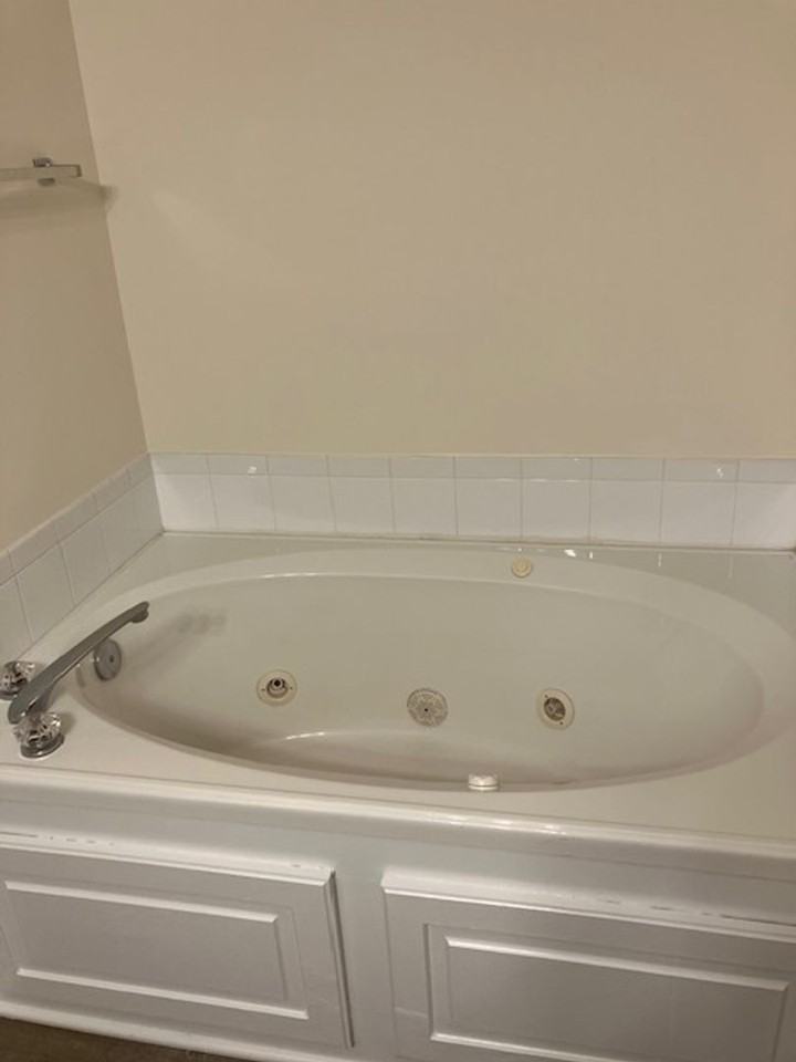 719 Melba Ct #J - Photo 7 of 15