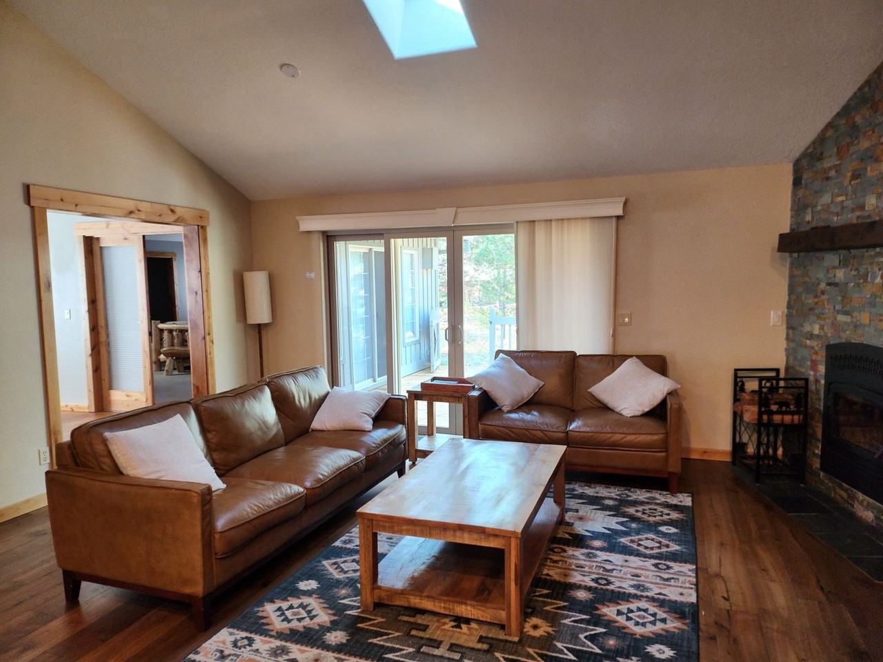 14 Ollalie Ln - Photo 5 of 28