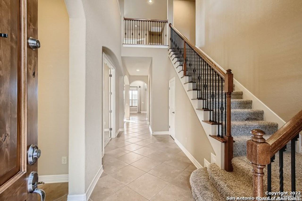 18527 Canoe Brk - Photo 3 of 26