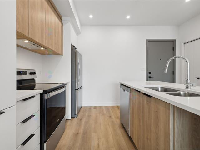 255 Rue Nancy-Elliott #405 - Photo 3 of 14