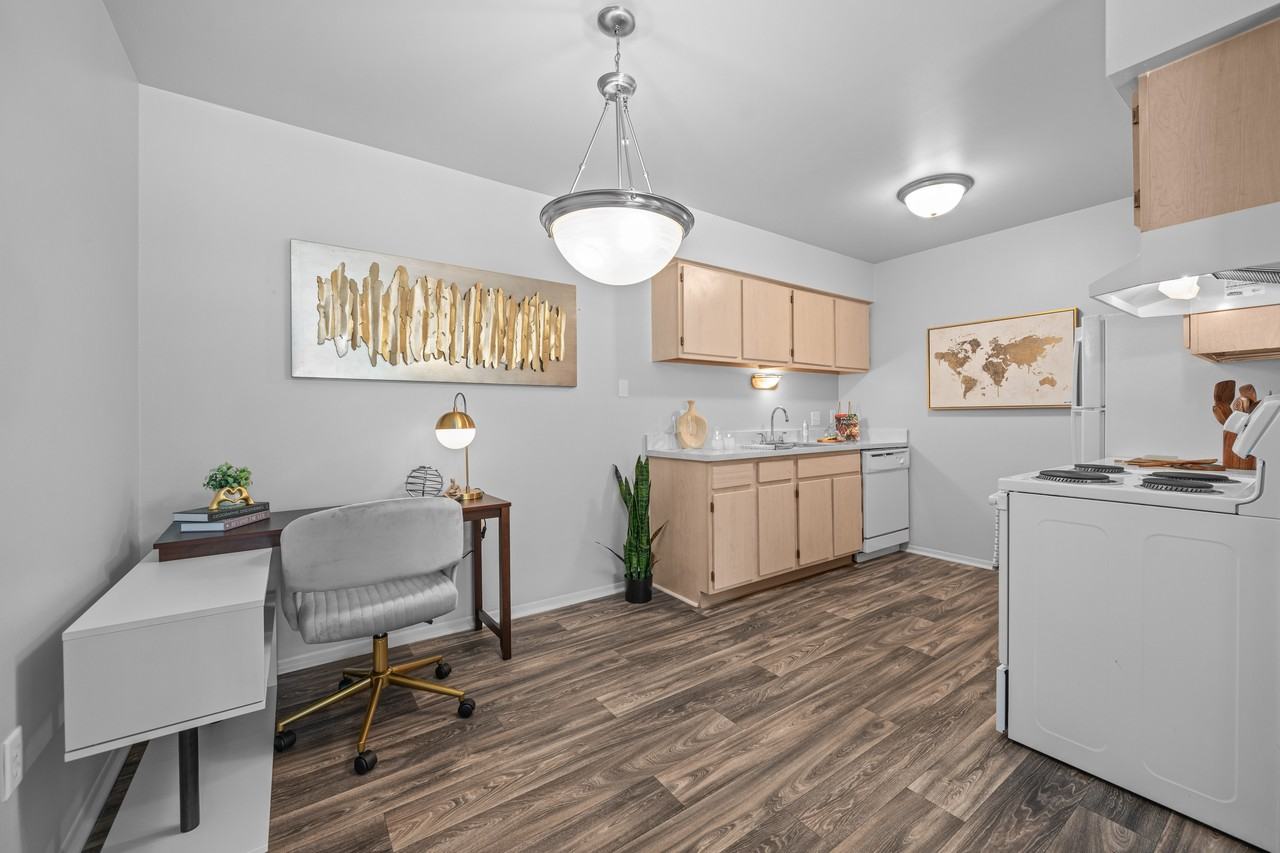 Dover Hills Apartments - Photo 3 of 50