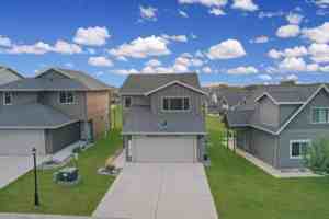 featured image of 290 240th Ave ##278