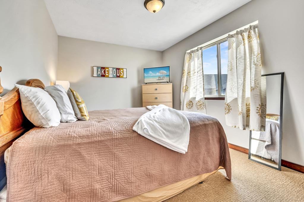 290 240th Ave ##33 - Photo 5 of 24