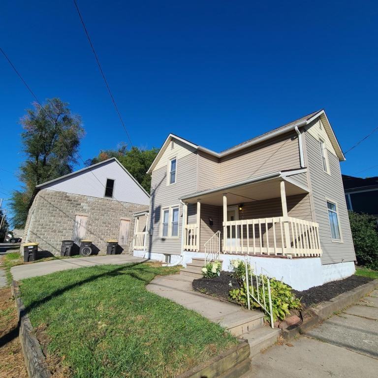 1021 Dearborn St - Photo 3 of 13