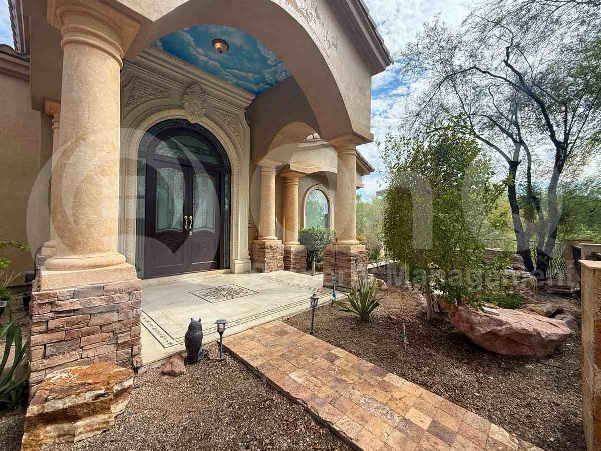 15118 Camelview Drive - Photo 2 of 10