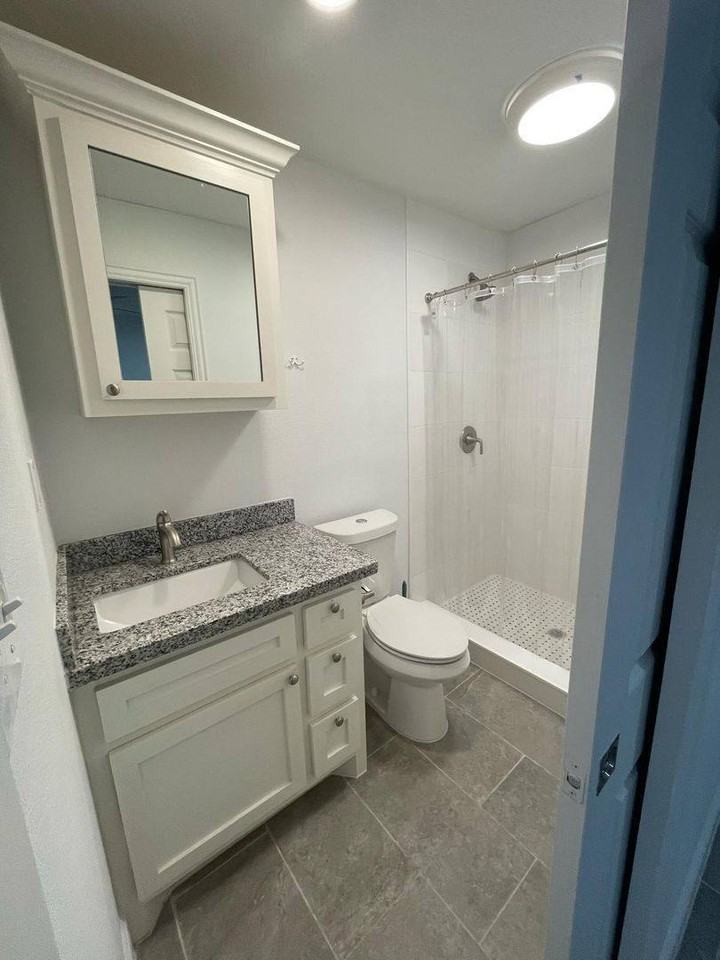 7410 Ilex St #C - Photo 7 of 10