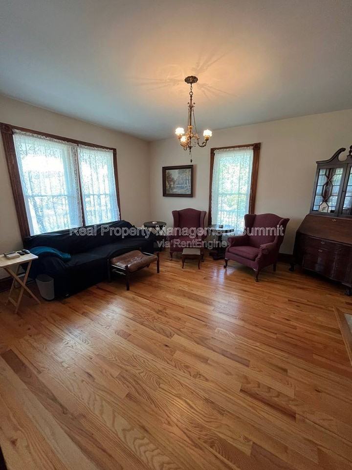 11 Shady Lane - Photo 2 of 10