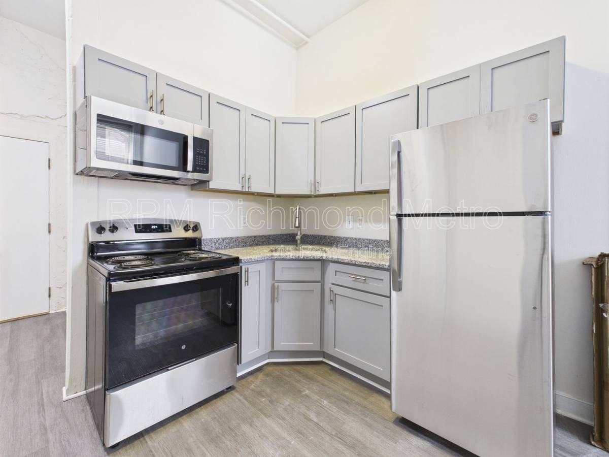 10 South 14th Street #203 - Photo 2 of 10