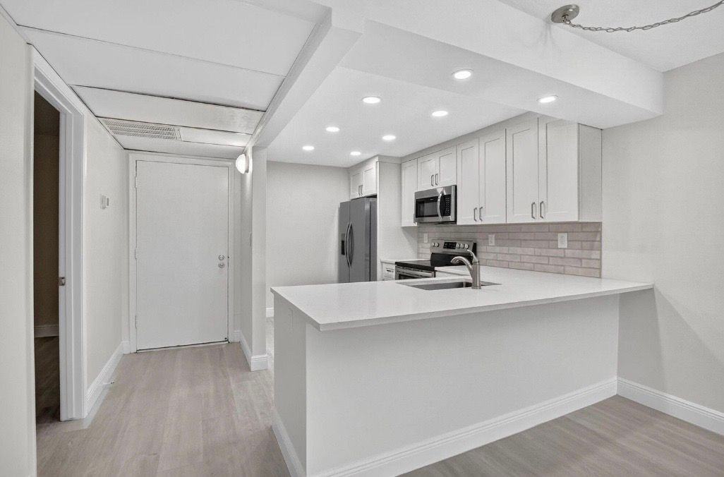 2713 Nw 6th Ct - Photo 2 of 10