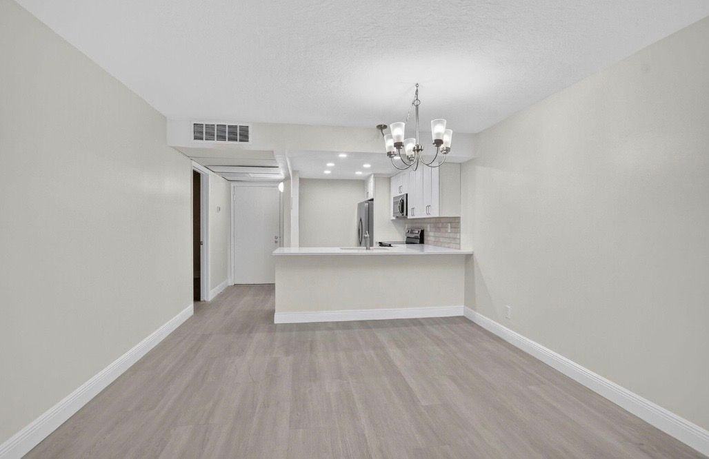 2713 Nw 6th Ct - Photo 3 of 10