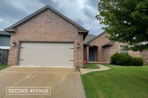 featured image of 1509 Kingsridge Dr