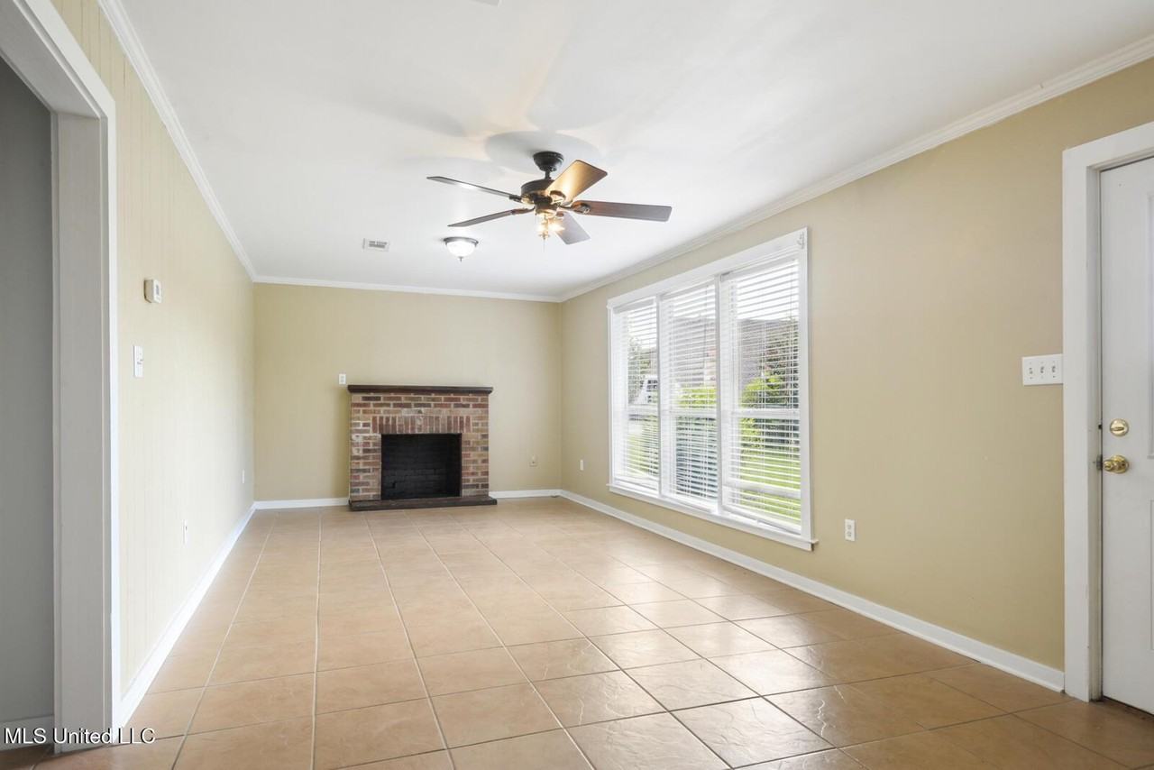 16630 Highway 603 - Photo 2 of 21