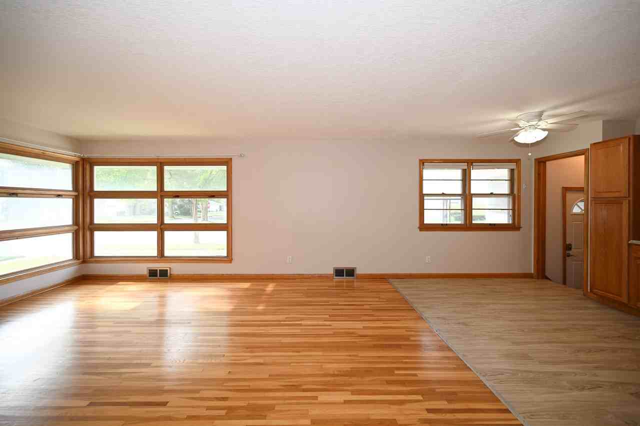 1203 13th Ave Nw - Photo 3 of 17