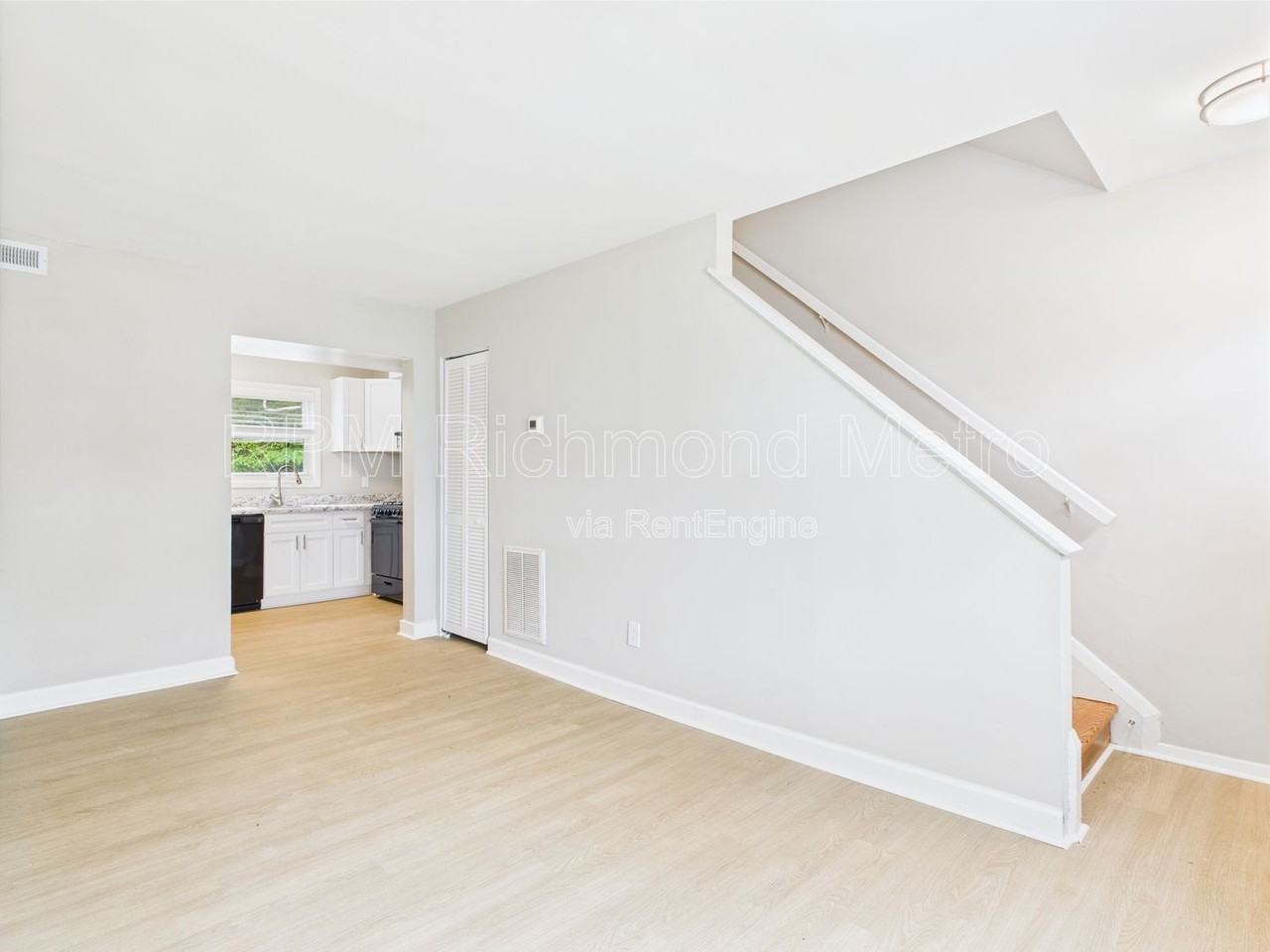 10 W 27th St #V - Photo 2 of 12