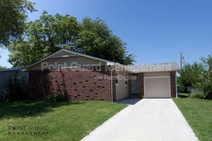 featured image of 2208 W Haskell St