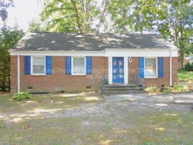 3005 Stratford Dr - Photo 1 of 1