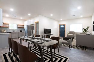2807 N Oliver St - Photo 1 of 1