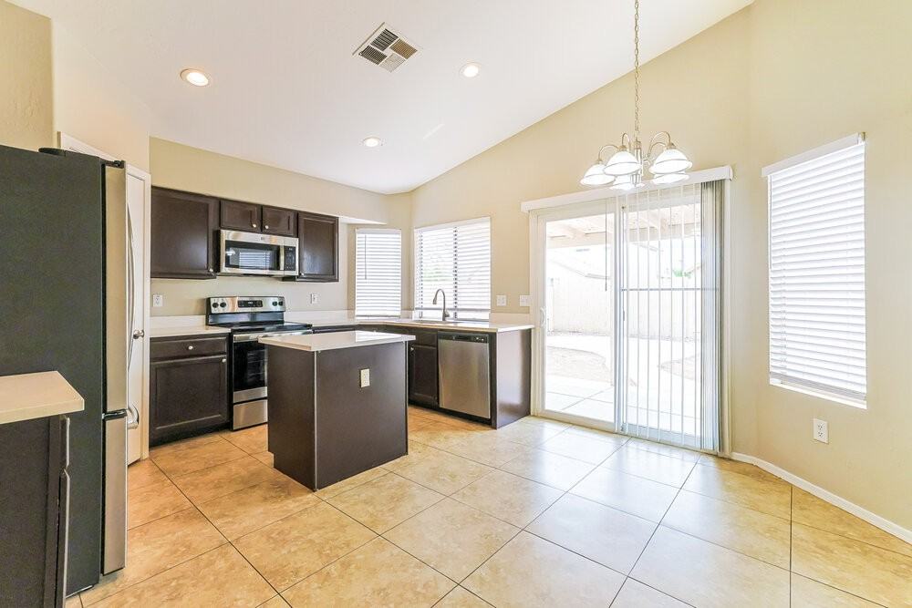 7517 E Nopal Ave - Photo 6 of 16